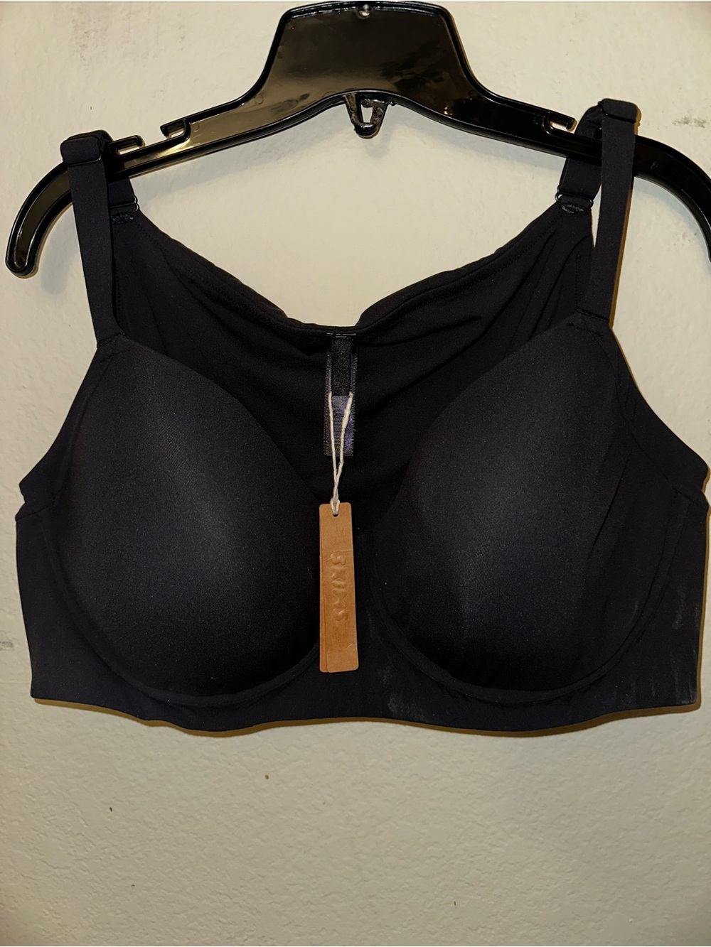 Skims fits everybody full coverage back smoother bra color black onyx size 42D